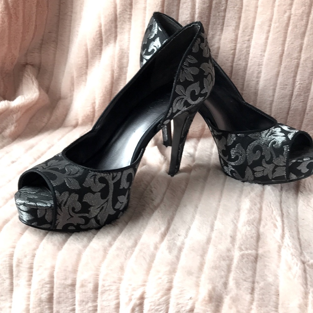 NINE WEST sz 6B